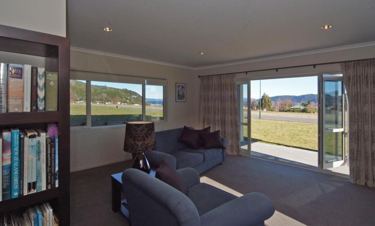 לינה וארוחת בוקר Kinloch Lochview מראה חיצוני תמונה